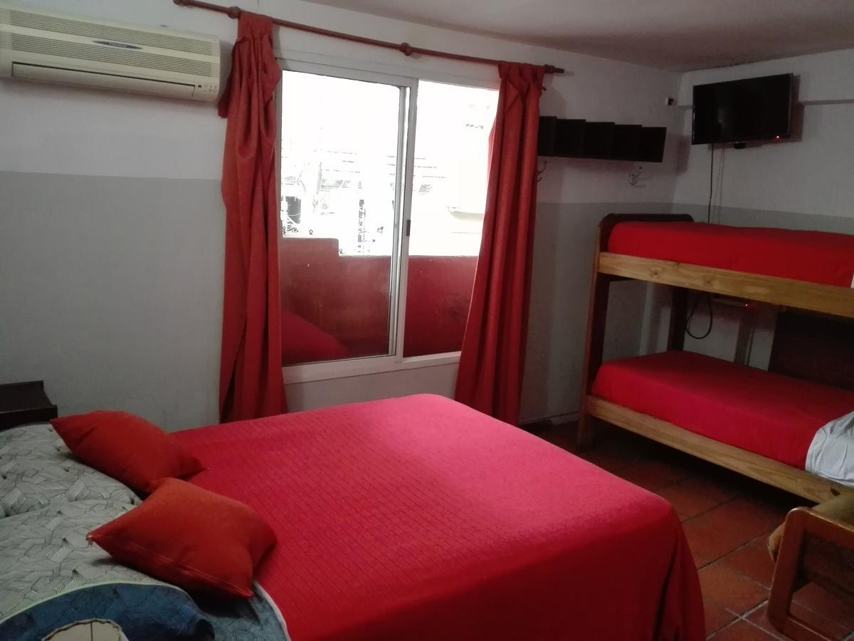 Charcas Hostel บัวโนสไอเรส ภายนอก รูปภาพ